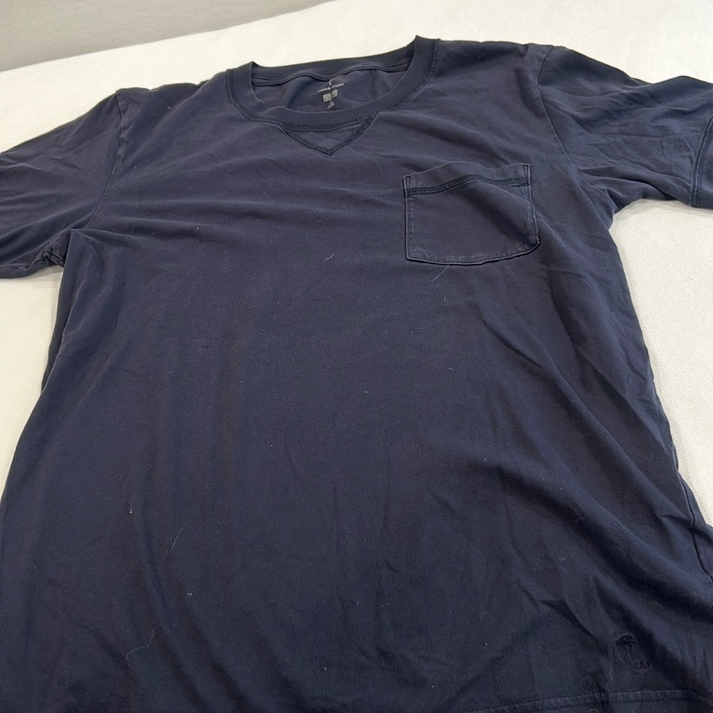 Tomas Maier X Uniqlo Navy T-Shirt Size Medium